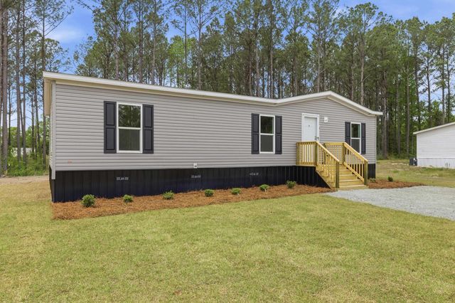 3679 Nichols Hwy., Galivants Ferry, SC 29544