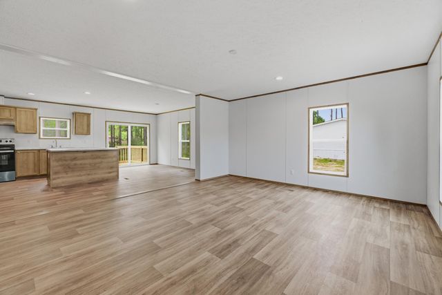 3679 Nichols Hwy., Galivants Ferry, SC 29544