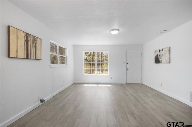 19588 County Road 481, Lindale, TX 75771