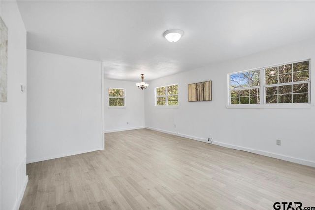 19588 County Road 481, Lindale, TX 75771