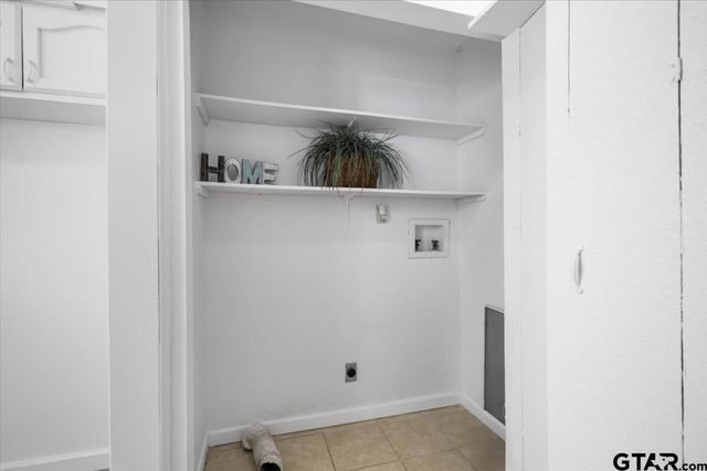 19588 County Road 481, Lindale, TX 75771