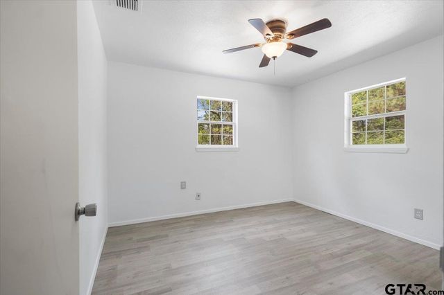 19588 County Road 481, Lindale, TX 75771