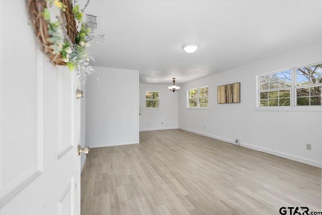 19588 County Road 481, Lindale, TX 75771