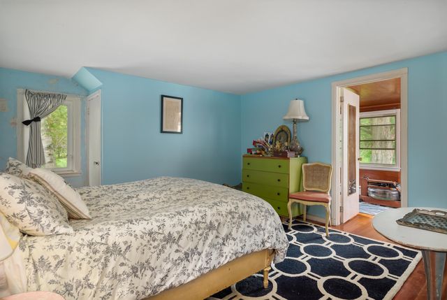 2 Bromley Lane, Bennington, VT 05257