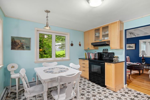 2 Bromley Lane, Bennington, VT 05257