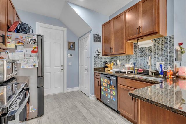 1445 ISABELLA DRIVE 105, Melbourne, FL 32935