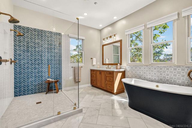 3472 Calle Margarita, Encinitas, CA 92024