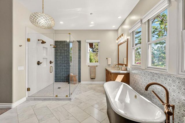 3472 Calle Margarita, Encinitas, CA 92024