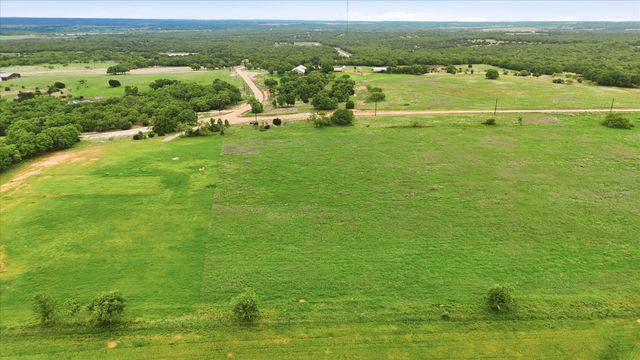 1060 Mustang Ridge, Perrin, TX 76486