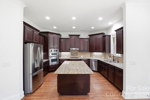 1004 Sultana Lane, Matthews, NC 28104