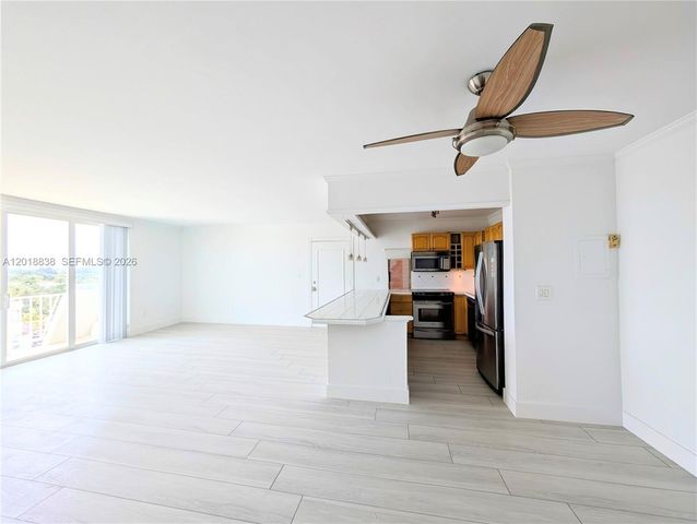 7133 Bay Dr PH-1, Miami Beach, FL 33141