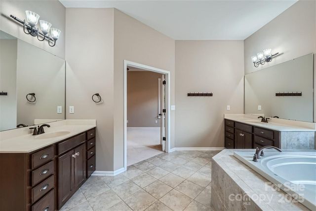 10630 Sweethaven Lane, Harrisburg, NC 28075