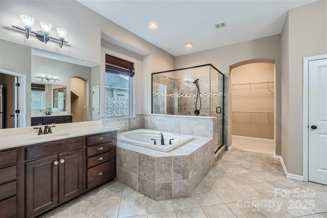 10630 Sweethaven Lane, Harrisburg, NC 28075