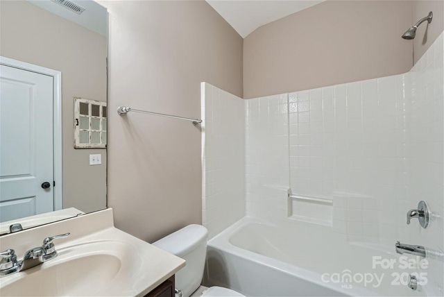 10630 Sweethaven Lane, Harrisburg, NC 28075