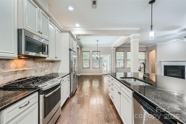 10630 Sweethaven Lane, Harrisburg, NC 28075