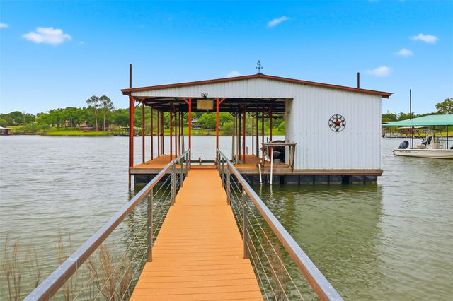 1412 Parkway ST, Tow, TX 78672