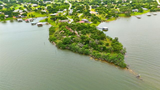 1412 Parkway ST, Tow, TX 78672