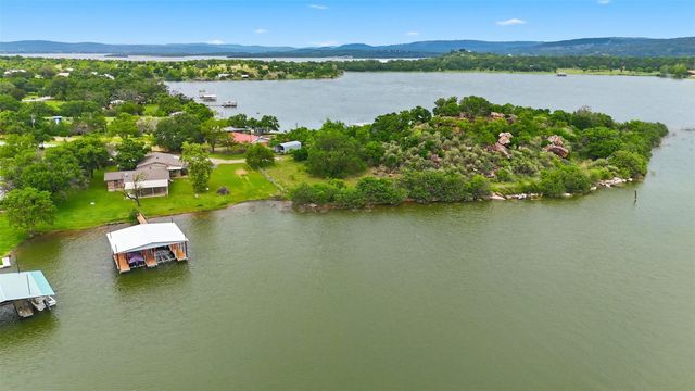 1412 Parkway ST, Tow, TX 78672