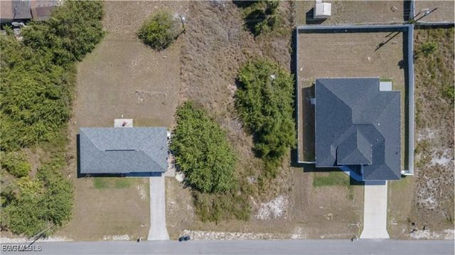 5305 6th ST W, Lehigh Acres, FL 33971