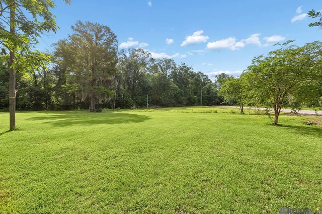 12226 and 12246 Peter Bourgeois Rd, St Amant, LA 70774