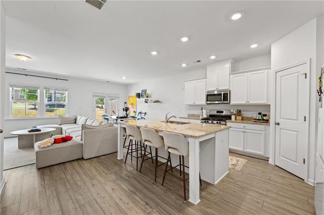 575 Sausalito Walk, Suwanee, GA 30024