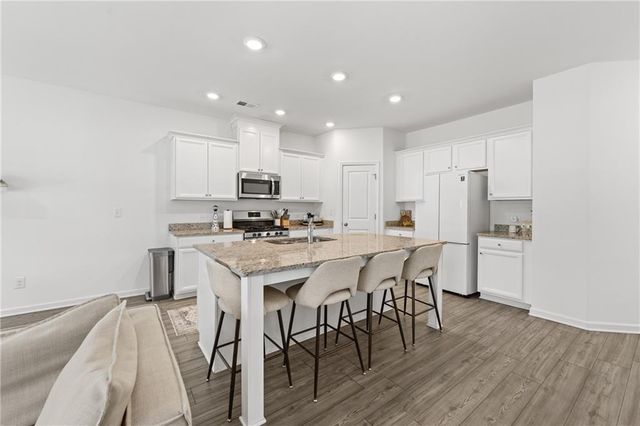 575 Sausalito Walk, Suwanee, GA 30024