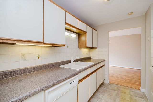 9 Morrill Lane 6, North Providence, RI 02904