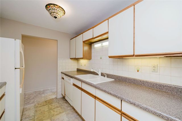 9 Morrill Lane 6, North Providence, RI 02904