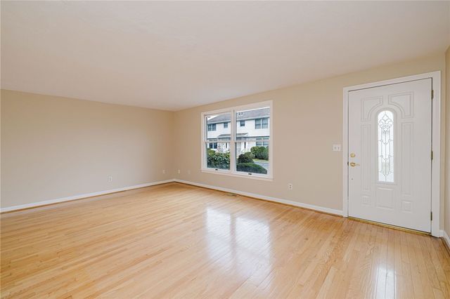 9 Morrill Lane 6, North Providence, RI 02904