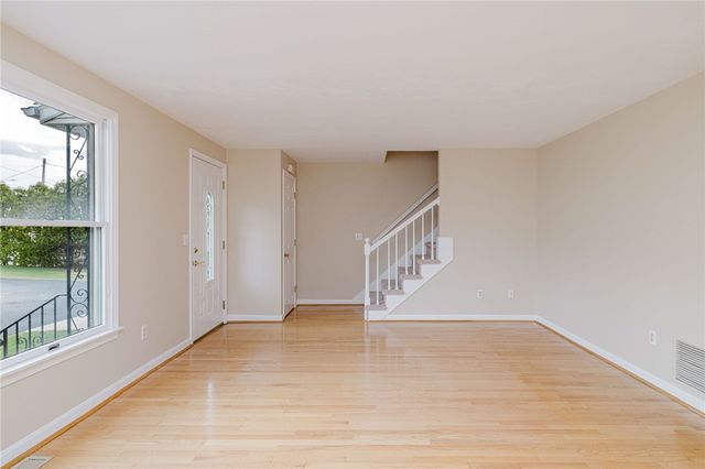 9 Morrill Lane 6, North Providence, RI 02904