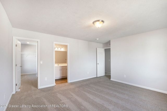 1080 Woodridge Drive, St. Johns, MI 48879