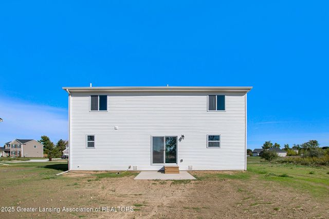 1080 Woodridge Drive, St. Johns, MI 48879