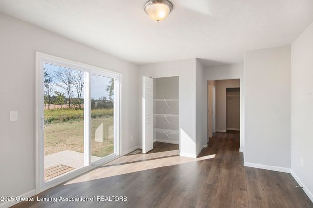 1080 Woodridge Drive, St. Johns, MI 48879