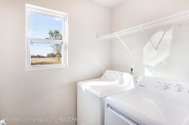 1080 Woodridge Drive, St. Johns, MI 48879