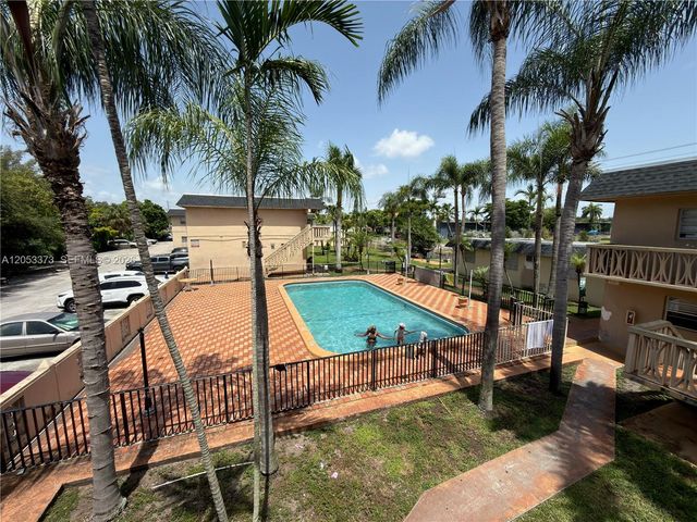 1370 NE 119th St 137021, Miami, FL 33161