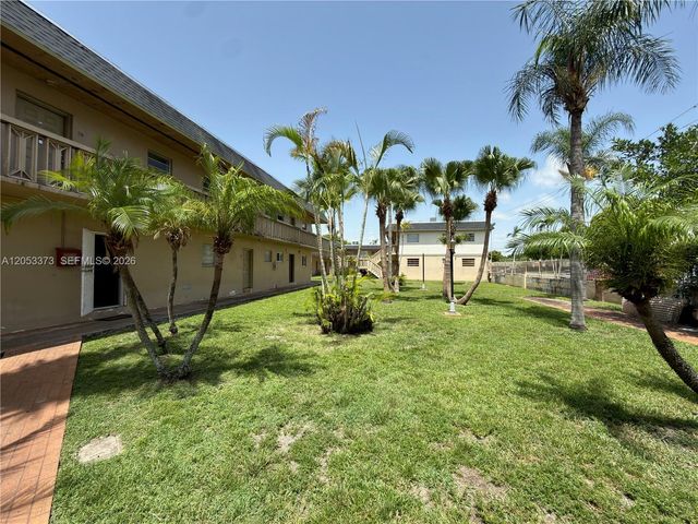 1370 NE 119th St 137021, Miami, FL 33161