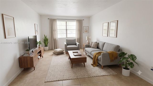 1370 NE 119th St 137021, Miami, FL 33161