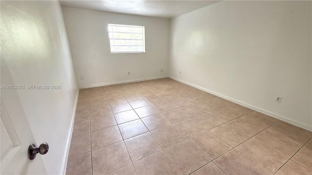 1370 NE 119th St 137021, Miami, FL 33161