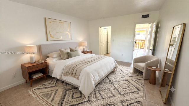 1370 NE 119th St 137021, Miami, FL 33161