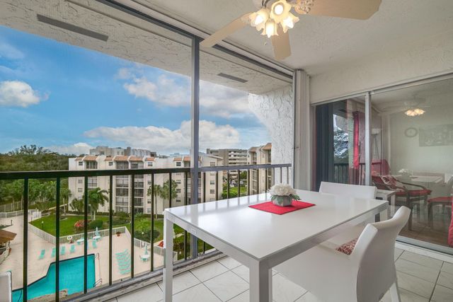 3930 Inverrary Boulevard 703, Lauderhill, FL 33319