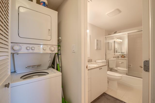 3930 Inverrary Boulevard 703, Lauderhill, FL 33319