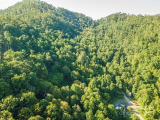 99999 Roberts Cove Road, Weaverville, NC 28787