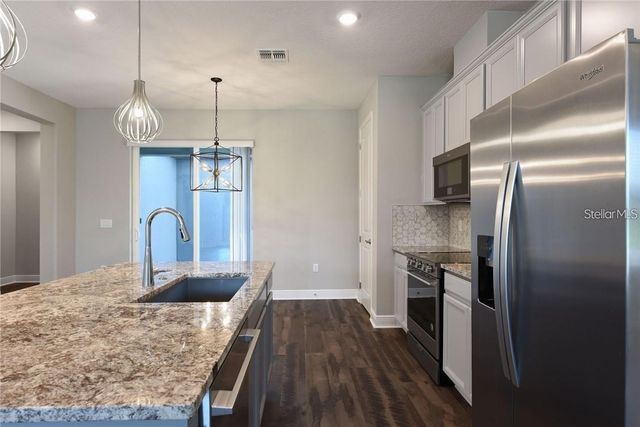 7055 CARRICKBEND LANE, Orlando, FL 32819