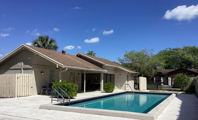 8895 Old Pine Road, Boca Raton, FL 33433