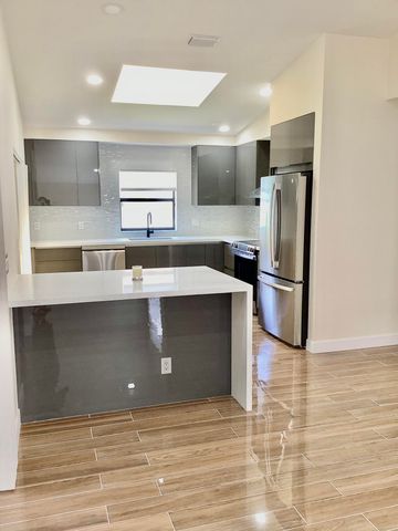 8895 Old Pine Road, Boca Raton, FL 33433