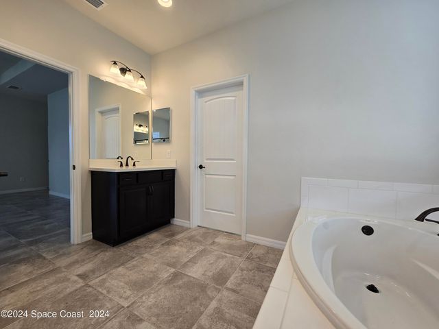 8432 Paragrass Avenue, Melbourne, FL 32940