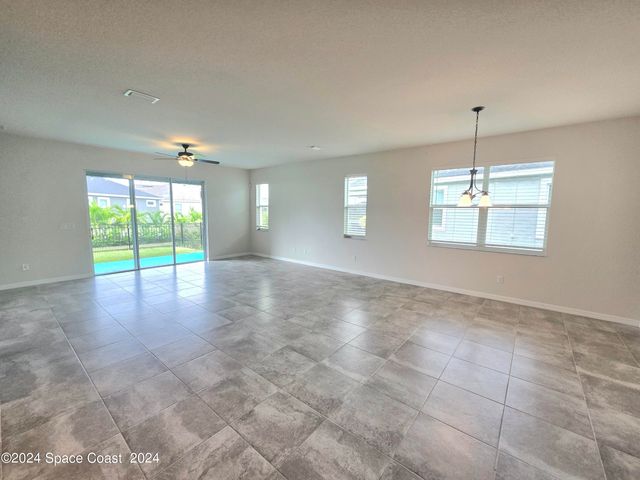 8432 Paragrass Avenue, Melbourne, FL 32940