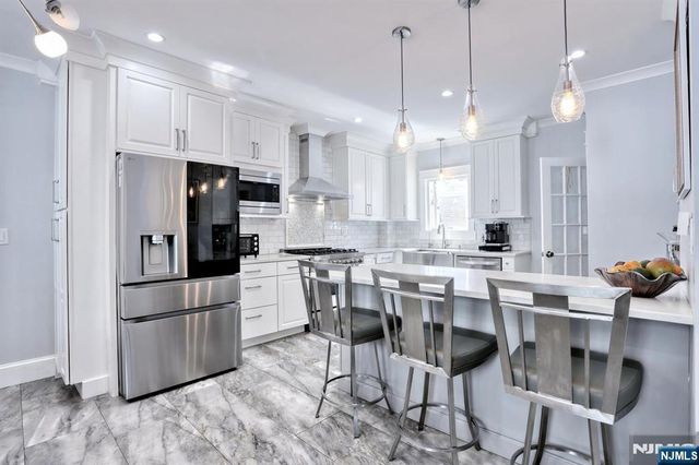 221 Passaic Avenue, Hasbrouck Heights, NJ 07604