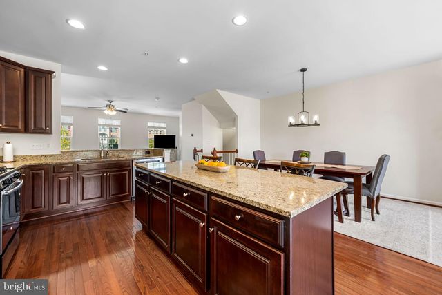 915 MAGNOLIA BLOSSOM CT, Sykesville, MD 21784