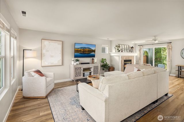 36907 SE Braeburn Street, Snoqualmie, WA 98065